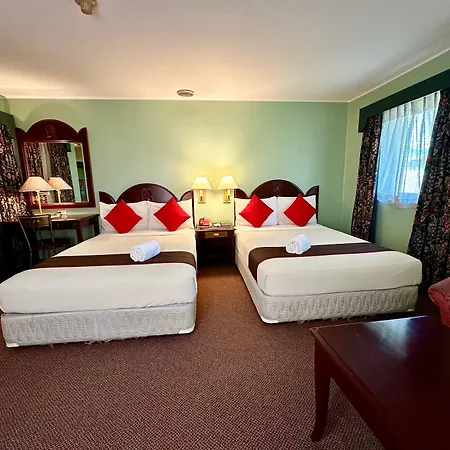 Palladium Suites Hotel