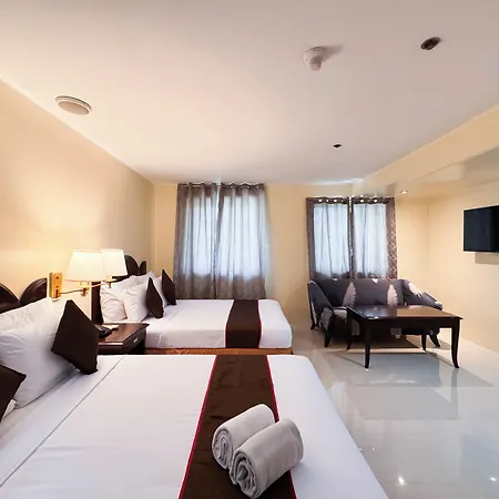 Palladium Suites Hotel